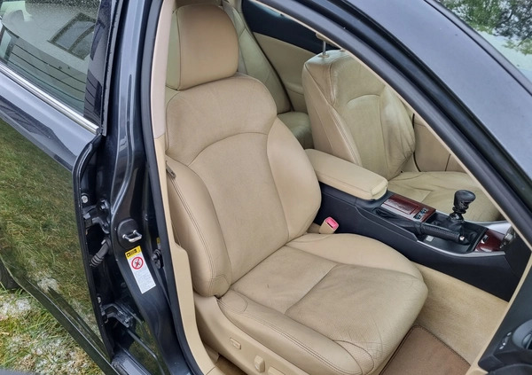 Lexus IS cena 27900 przebieg: 211508, rok produkcji 2007 z Bytów małe 781